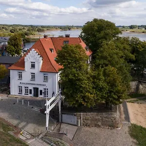 **** Hotel Traditionshaus By Zollenspieker Faehrhaus Duitsland